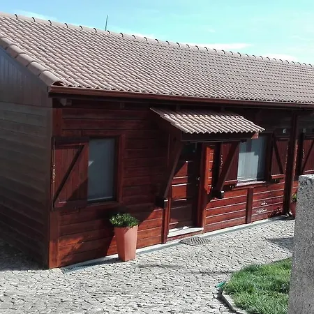 Casas De Montanha Da Gralheira (Viseu)