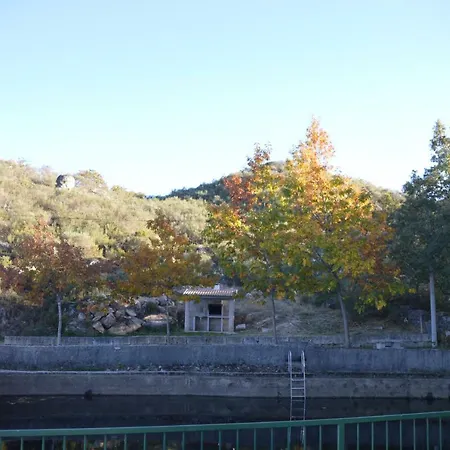 Casas De Montanha Da * Gralheira (Viseu)