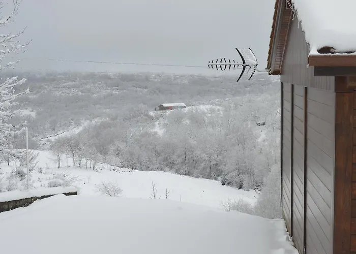 Casas De Montanha Da Gralheira (Viseu)