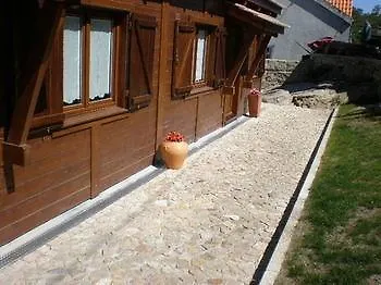 Casas De Montanha Da Gralheira (Viseu)