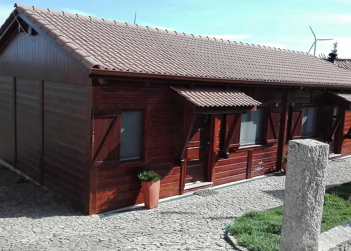 Casas De Montanha Da Gralheira (Viseu)